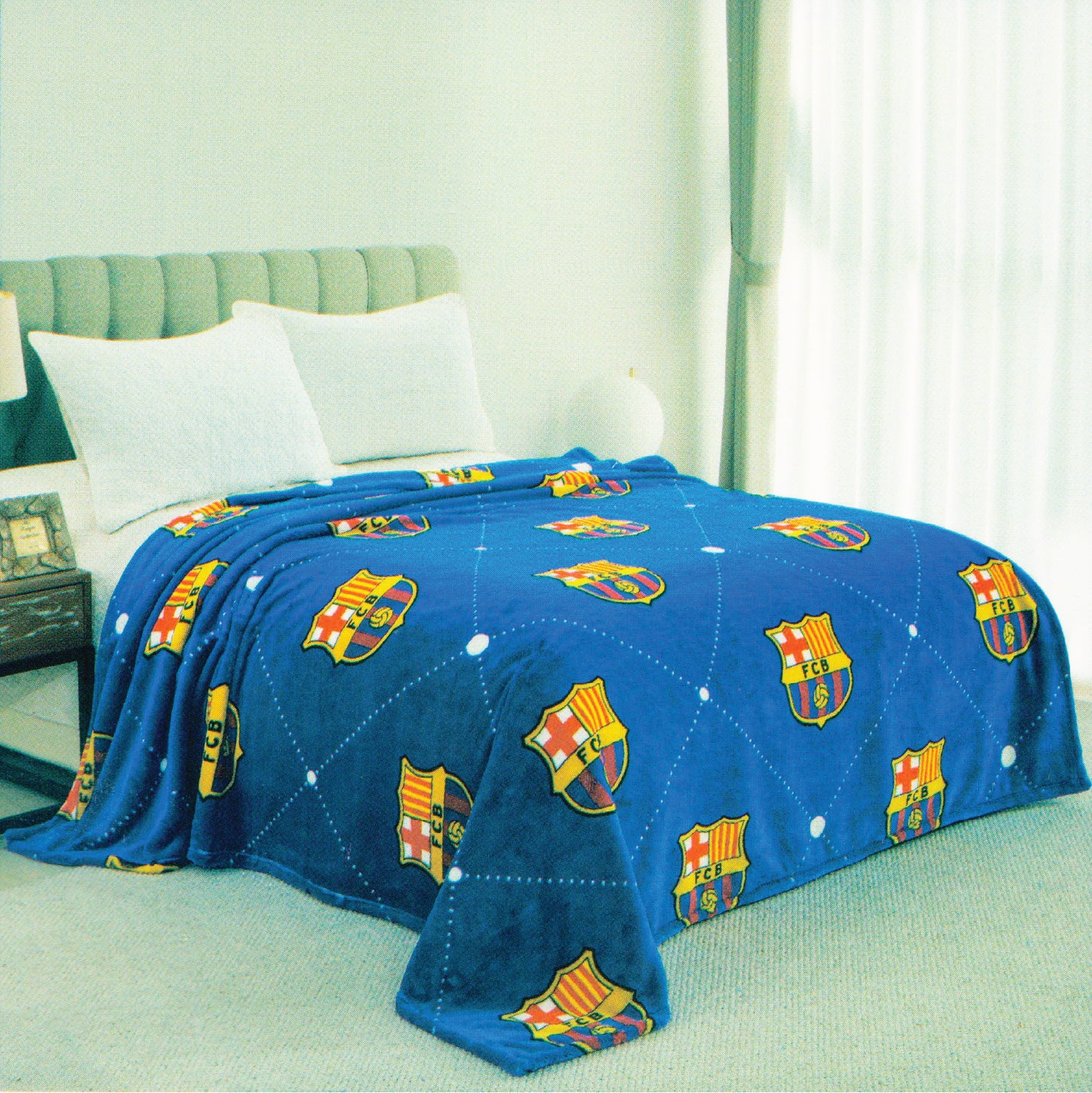 FC Barcelona 2 Ply (Supersoft Fleece) Thick Queen Size Blanket With Sherpa Lining